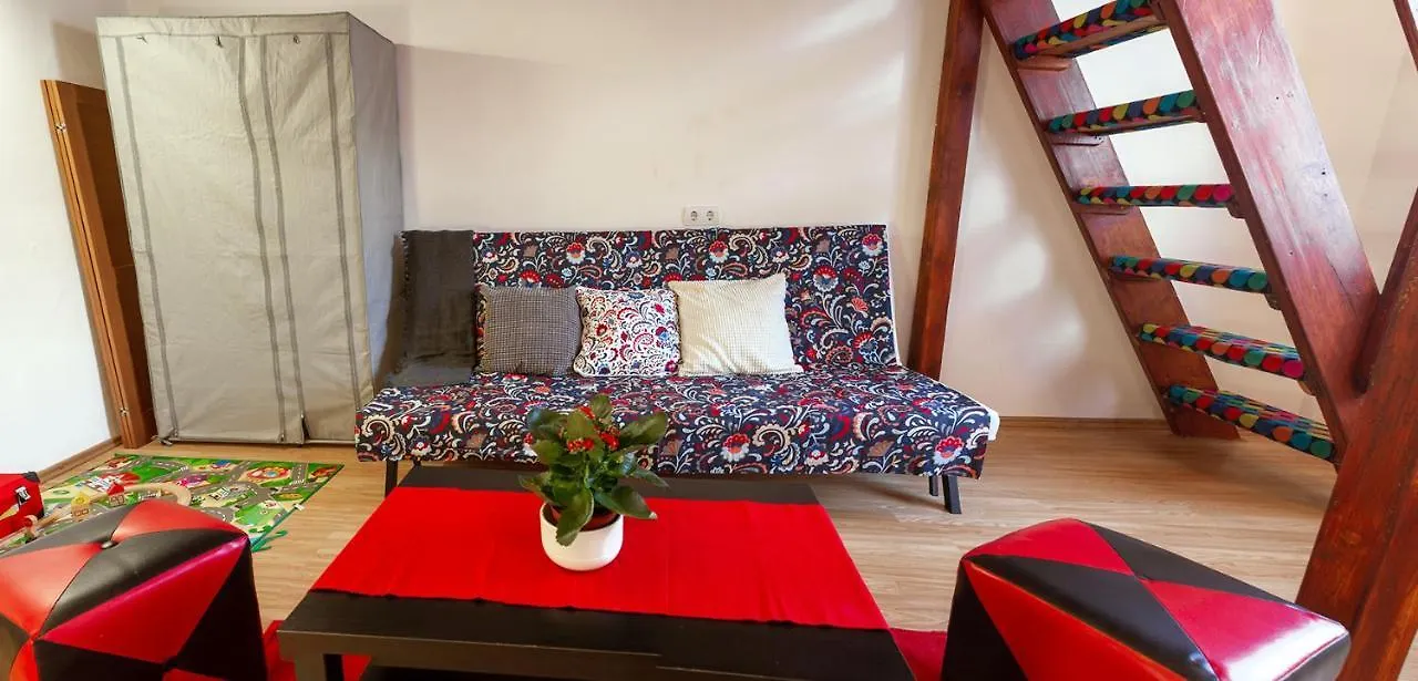 Best Neighbour Apartment Budapest 0*,  Hungary